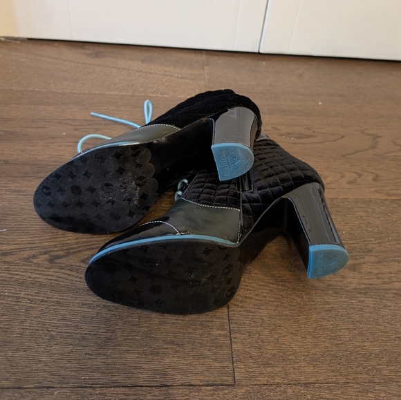 Attic Carmen Fluvog Velvet Booties - Picture 4 of 9